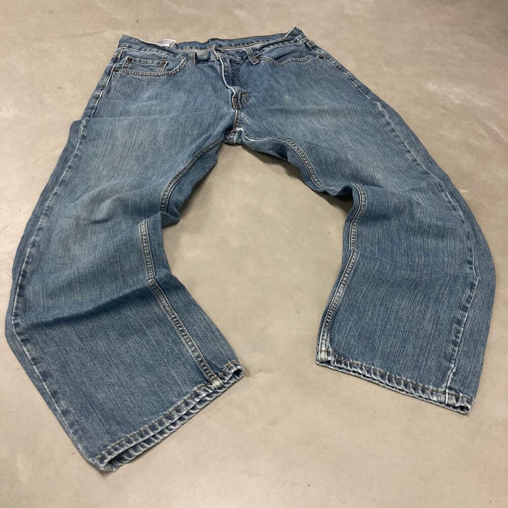 Baggy Y2K Levis 559 Jeans 33x27